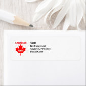 Étiquette Hein canadien ? Feuille d'érable (En situation)