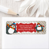 Étiquette Holly Jolly Patinage Penguins Retourner l'adresse  (En situation)