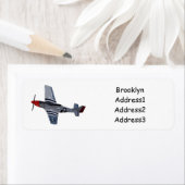 Étiquette Illustration d'un avion de chasse-bombardier (En situation)