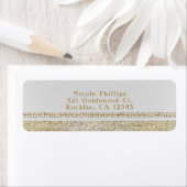Étiquette Invitation de la partie Gold Glam White & Sparking (En situation)