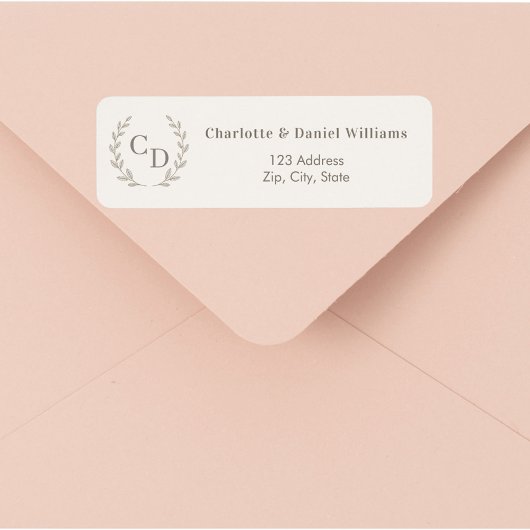 Étiquette Ivory taupe monogrammed wreath return address