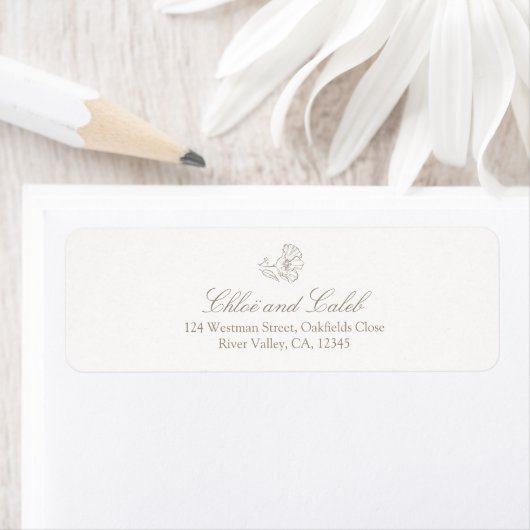 Étiquette Ivory White | Botanical Return address label (En situation)