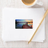 Étiquette Jetty Pier de Sunrise Lake pittoresque (En situation)