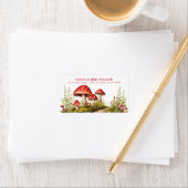 Étiquette Jolie Champignons rouges Retourner l'adresse Étiqu (En situation)