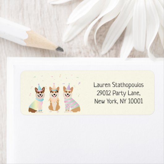 Étiquette Joyeux Anniversaire Pembroke Welsh Corgi Chiens (En situation)