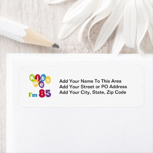 Étiquette Kiss Me I'm 85 Anniversaire T-shirts et cadeaux (En situation)