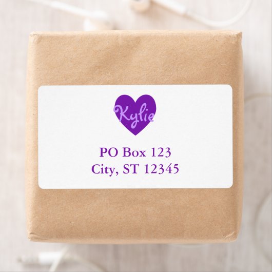 Étiquette Kylie en violet (En situation)