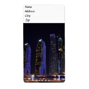 Étiquette La tour de Dubaï Cayan la nuit