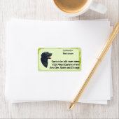 Étiquette Labrador Retriever ~ Design Feuille vert (En situation)