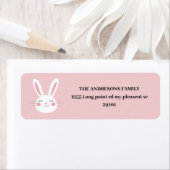 Étiquette Lapin rose mignon personnalisé Pâques (En situation)