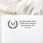 Étiquette Laurel Wreath Monogramme noir blanc Adresse de ret (En situation)