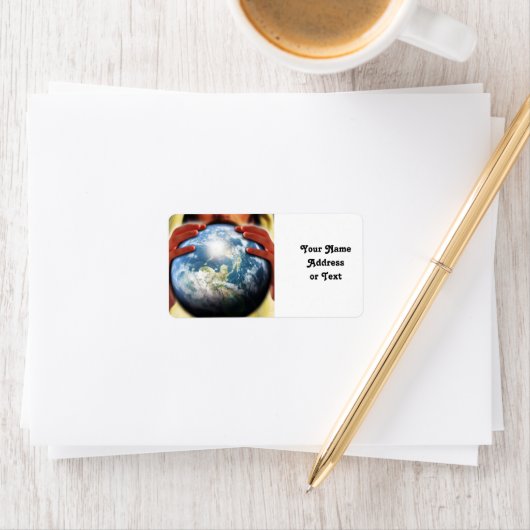 Étiquette Le monde entier dans ses mains (En situation)