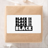 Étiquette Le noir est noir (En situation)