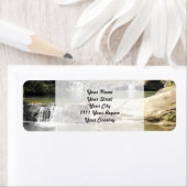 Étiquette Le trou d'eau de la promenade Goldie Bush (En situation)