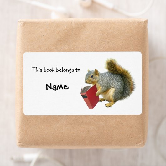 Étiquette Lecture de Plaque de livre d'écureuils (En situation)