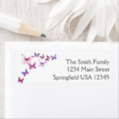 Étiquette Les papillons rose et violet retournent l'étiquett (En situation)