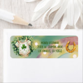 Étiquette Lucky Charm Shamrock et Baby shower Rainbow (En situation)