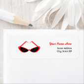 Étiquette Lunettes de soleil Retro Red Cat (En situation)