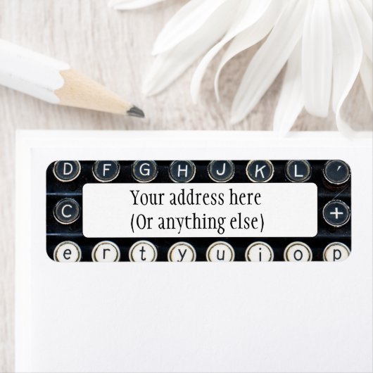 Étiquette Machine à écrire antique (En situation)