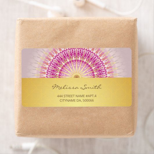 Étiquette Mandala en or rose (En situation)