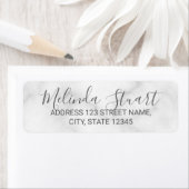 Étiquette Marbre blanc de script élégant et moderne (En situation)