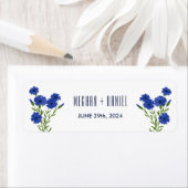 Étiquette Mariage botanique bleu de Cornflower (En situation)
