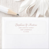 Étiquette Mariage Calligraphie Or Rose (En situation)