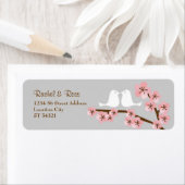 Étiquette Mariage de printemps rose et gris pour la fleur de (En situation)