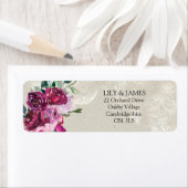 Étiquette Mariage décoratif colombe gris & vin & roses roses (En situation)