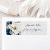 Étiquette Mariage floral bleu et blanc (En situation)