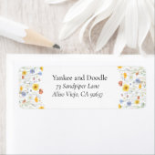 Étiquette Mariage printanier aux fleurs sauvages modernes (En situation)