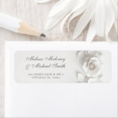 Étiquette Mariage Roses Fleurs 3D Blanches (En situation)