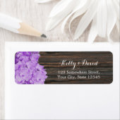 Étiquette Mariage rustique en bois épais d'Hydrangée violett (En situation)