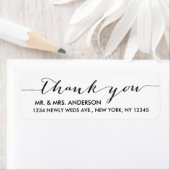 Étiquette Merci Mariage simple noir blanc (En situation)