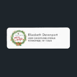 Étiquette Merry & Bright Christmas Wreath<br><div class="desc">Étiquettes d'adresse de retour de Noël avec une couronne d'aquarelle. Seringues de pin vert,  cônes de pin et baies décoratives composent cette couronne festive. À l'intérieur de la couronne sont quelques ornements décoratifs et les mots" mai vos jours être Joyeux et lumineux. Écrit dans une police rouge tendance.</div>