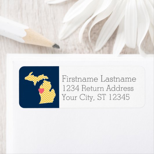 Étiquette Michigan State Map with Custom Love Heart and Name (En situation)