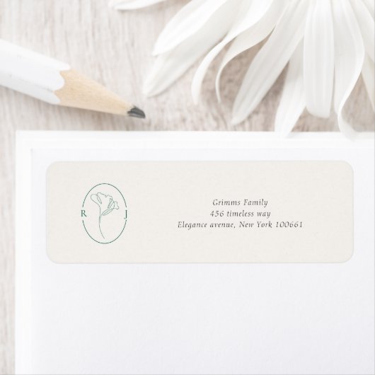 Étiquette Minimalist Emerald Monogram Wedding Address Label (En situation)