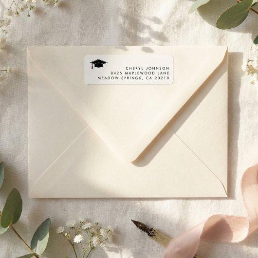 Étiquette Minimalist Graduation Cap Return Address Label