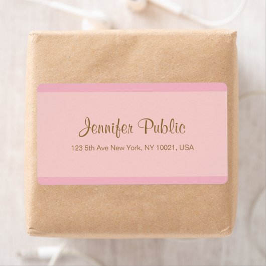 Étiquette Modèle moderne élégant Pink Gold Script tendance (En situation)