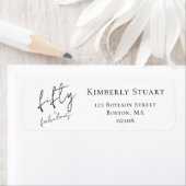 Étiquette Modern Fifty and Fabulous Bold 50th Birthday Party (En situation)