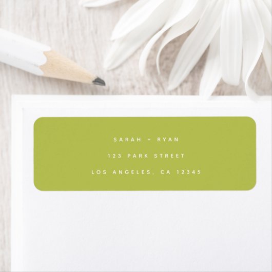 Étiquette Modern Lime Green Wedding Return Address (En situation)