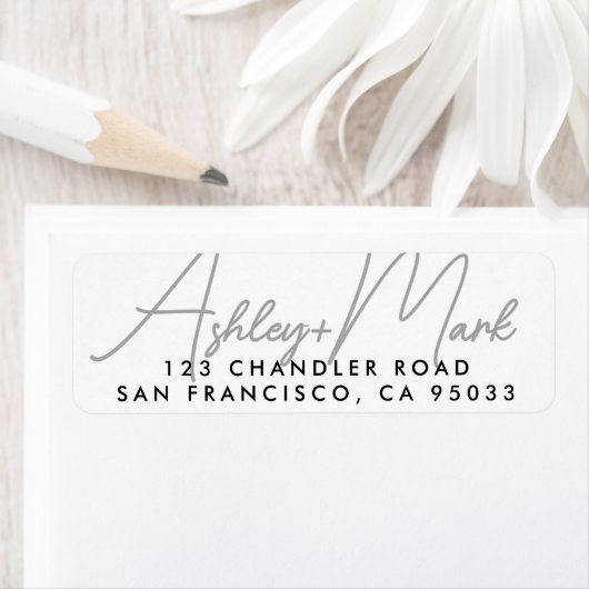 Étiquette Modern Script Elegant Chic Wedding Return Address (En situation)