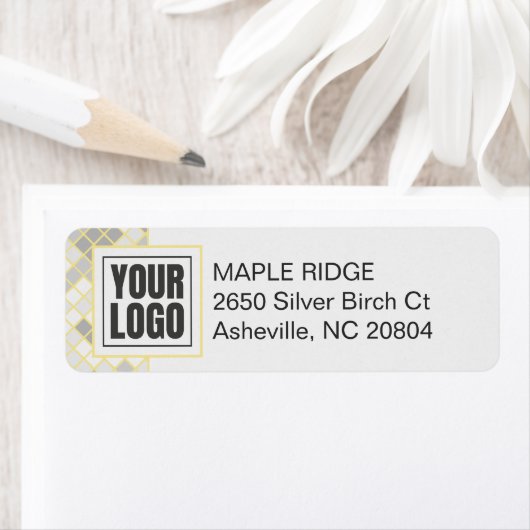 Étiquette Modern Yellow & Gray Geometric Address Label (En situation)