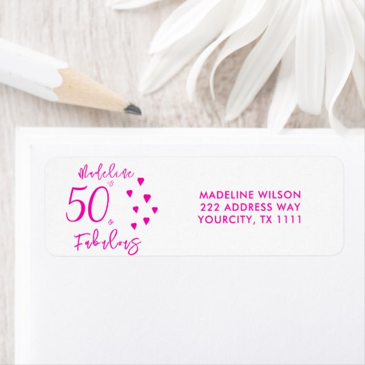 Étiquette Moderne 50 et rose fabuleux (En situation)