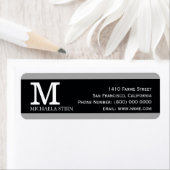 Étiquette moderne et élégant, noir et blanc, monogrammé (En situation)