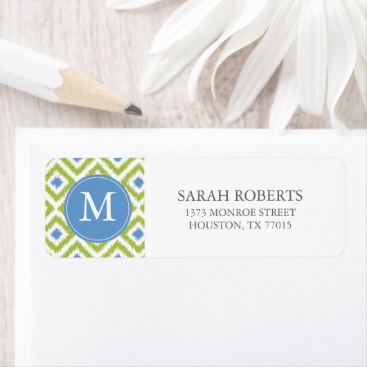 Étiquette Monogramme Motif Ikat bleu vert (En situation)
