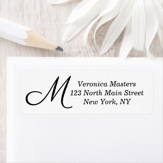 Étiquette Monogramme simple noir et blanc (En situation)