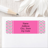 Étiquette Motif chaud rose et gris Chevron (En situation)