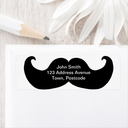 Étiquette Moustache noire (En situation)