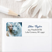 Étiquette Mystic White Tiger and Woman (En situation)